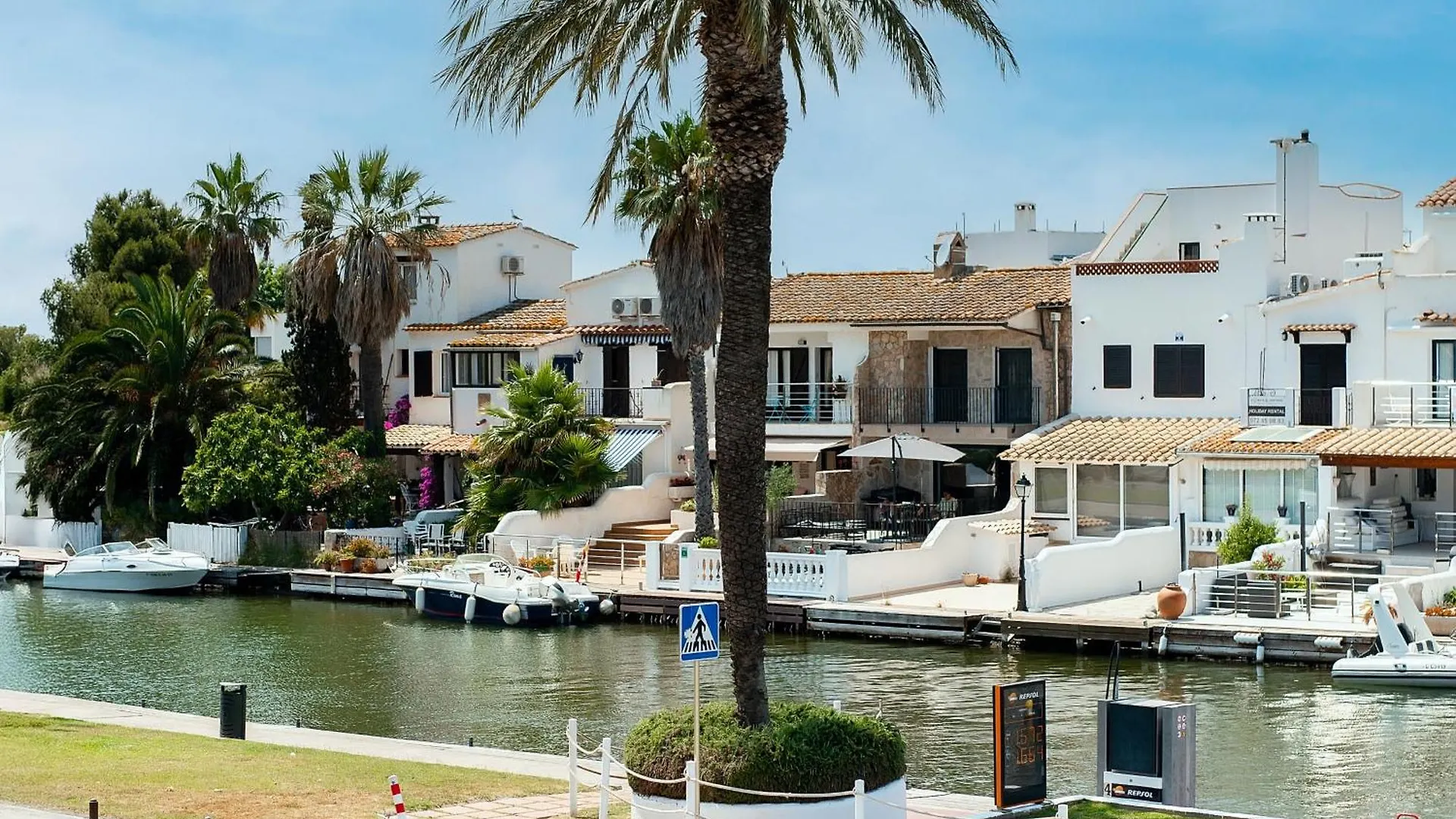 Daire Welcs Apartamento 263 Emp Con Vistas Al Canal Empuriabrava