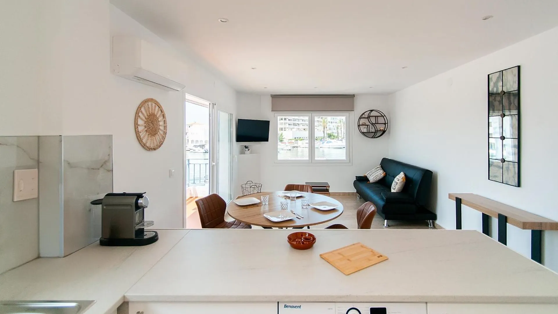 Appartamento Welcs Apartamento 263 Emp Con Vistas Al Canal Empuriabrava